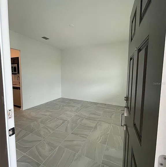 835 Ofanto Way — Photo 32