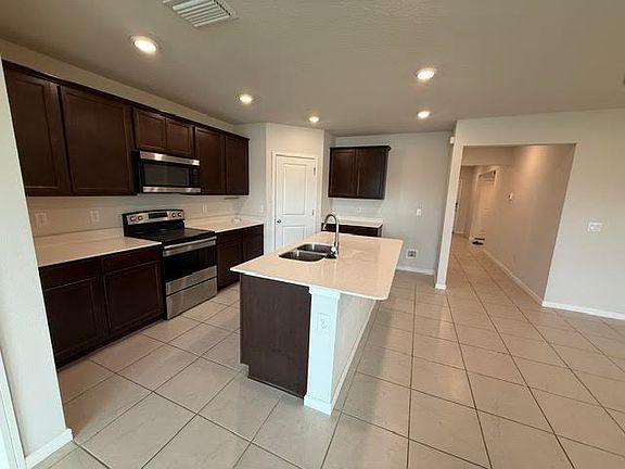 3rd image of 11523 Middle Fork Way