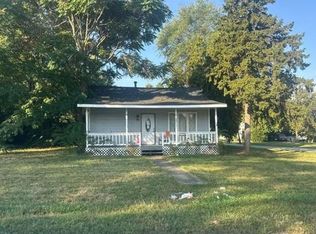 113 N Pearl St, Willow Springs, IL 60480