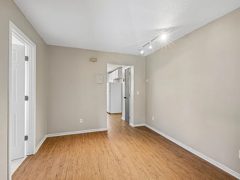 17256 Kenyon St NE #2 — Photo 9