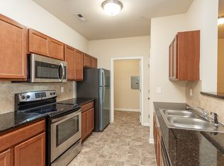 3525 Birchfield Ct APT 302, Fayetteville, NC 28306