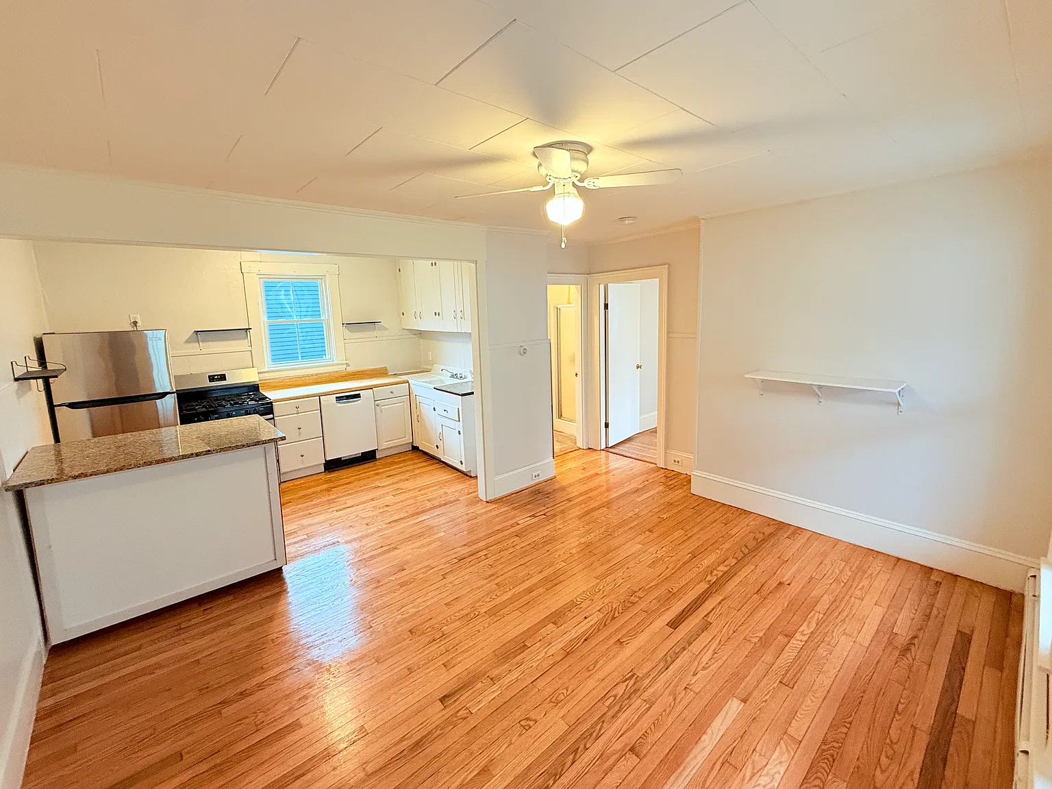 1 bed, 520 sqft, $1,795 — Photo 4
