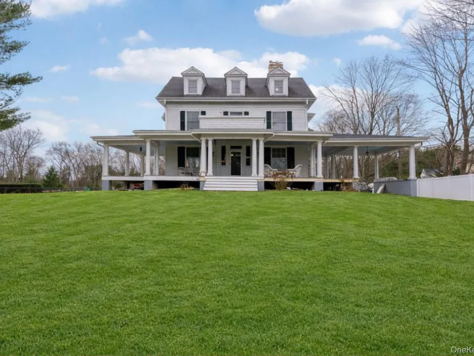397 Split Rock Rd
