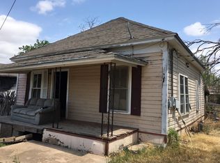 803 S Neches St, Coleman, TX 76834