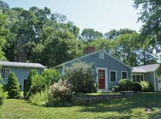9 Red Gate Ln, Cohasset, MA 02025