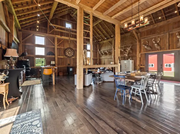 13699 Vincent Rd, Mount Vernon, OH 43050