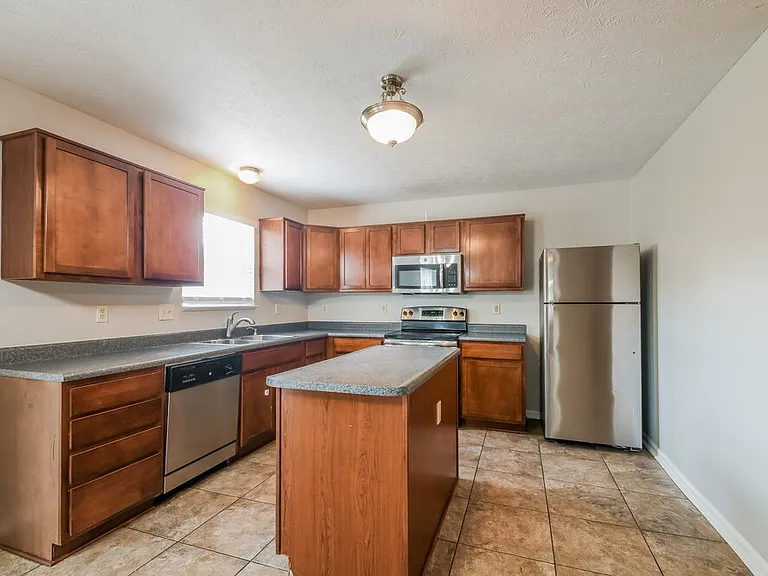 12403 Titans Dr — Photo 8