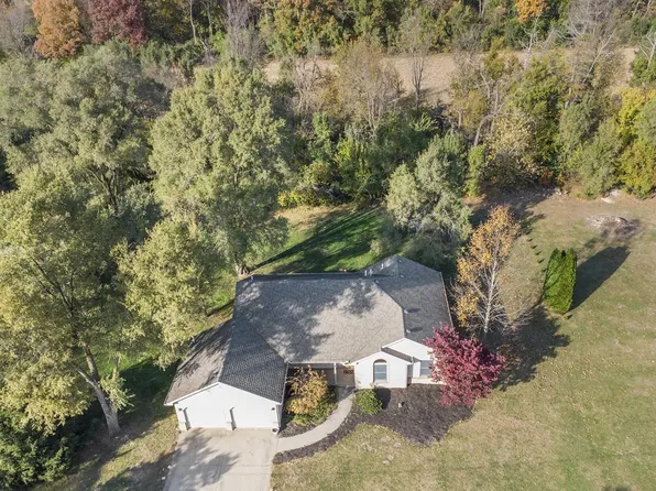 3618 Fase Dr, Wheatfield, IN 46392