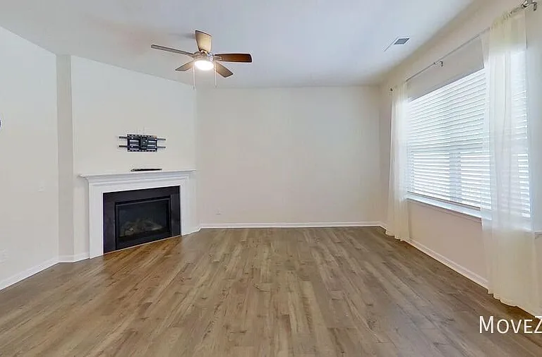 1131 Staghorn Ave — Photo 18