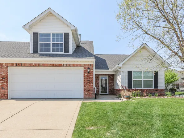 1304 Flintlock Dr, Greenwood, IN 46143