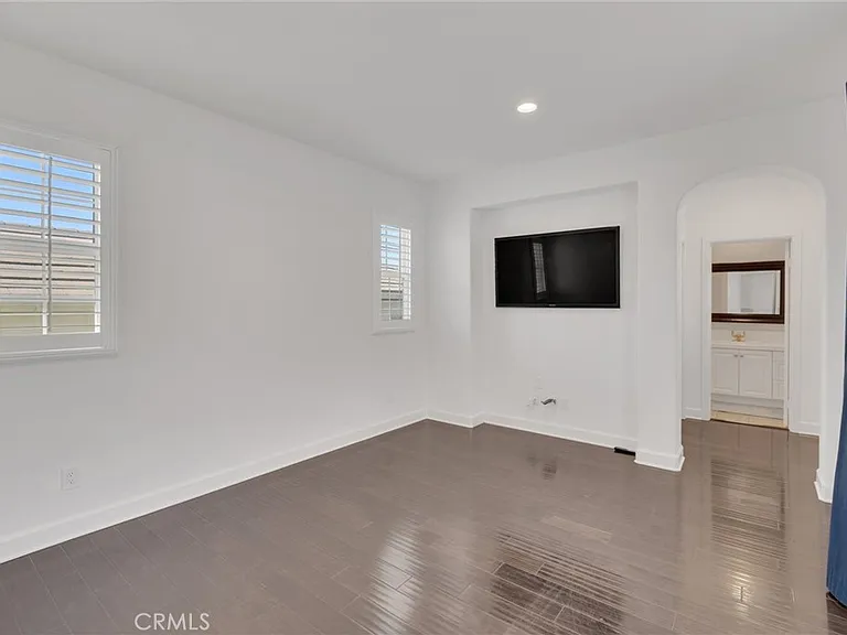 510 E Viewcrest Dr — Photo 44