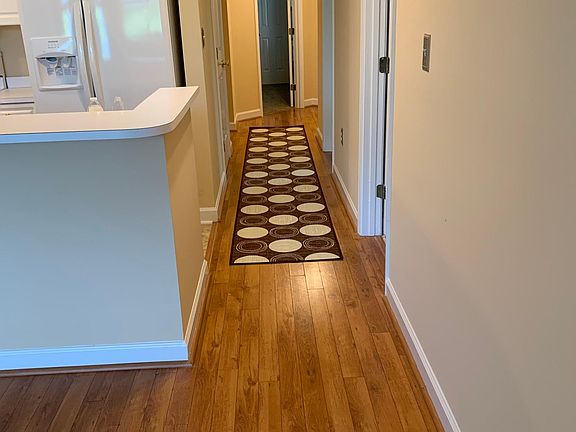 3rd image of 104 Pier 33 Dr Unit 310