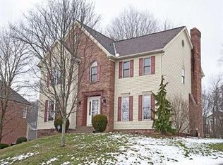 307 Village Ct, Cranberry Twp, PA 16066