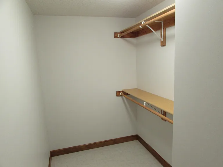 South bedroom walk-in closet