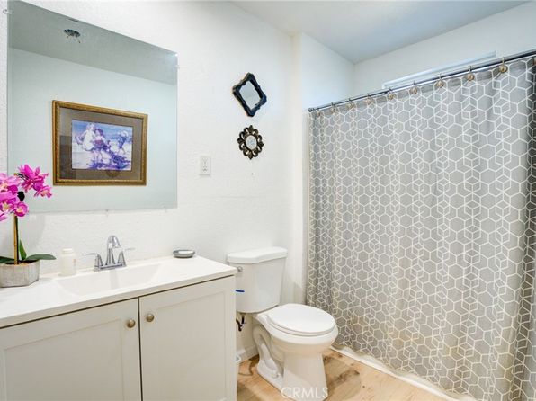 bakersfield-california-18888779 picture