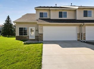 2264 Affirmed Dr, Shakopee, MN 55379