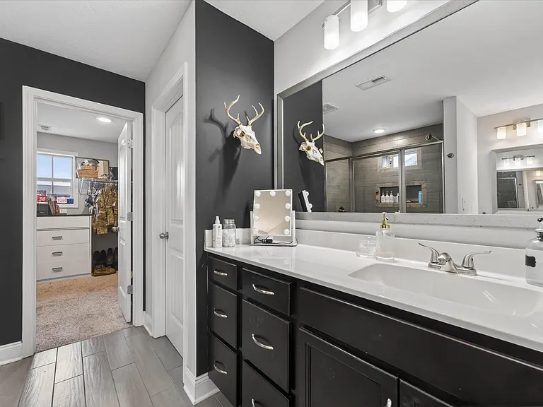 1200 Eagles Nest Ln — Photo 22