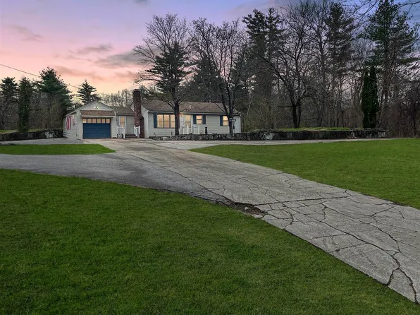 31 Little Mill Road, Sandown, NH 03873
