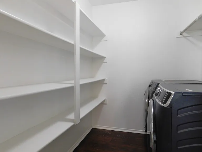 8613 Sagebrush Trl — Photo 19
