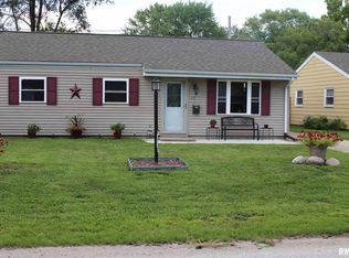 13 Ridge Ct, Springfield, IL 62703