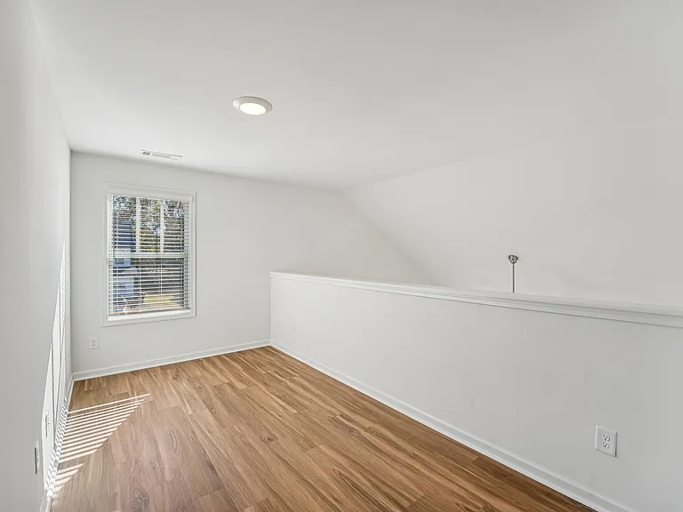 Quinn Residences at Dorchester Place — Photo 204