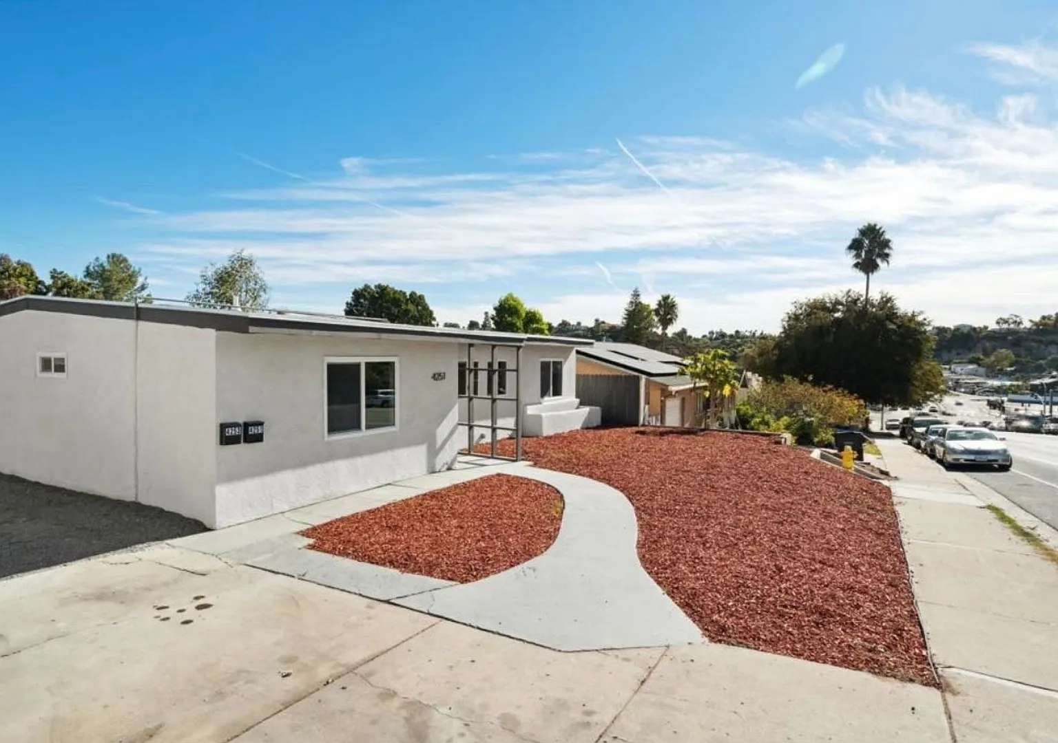 Spacious 5-Bedroom Home Near SDSU with Detached ADU — Photo 3