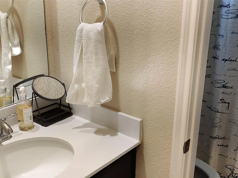 9821 Prairie Dog Ln — Photo 23