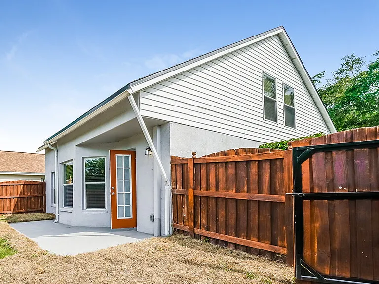 6023 Sand Key Ln — Photo 17