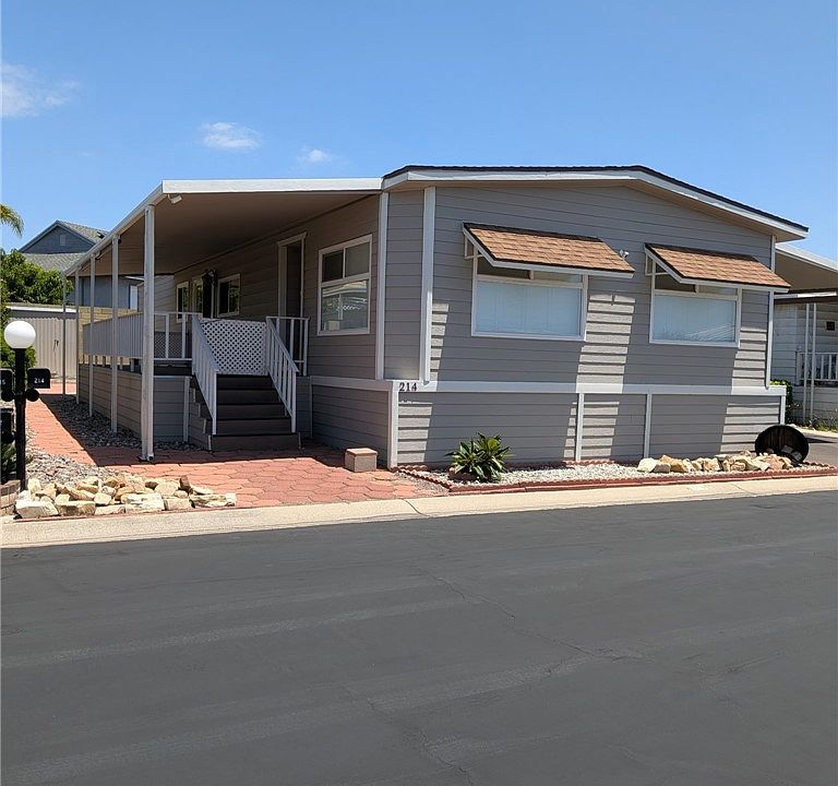 1st image of 1065 Lomita Blvd