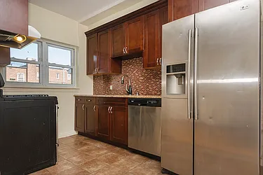 1749 Dekalb Avenue  image 1 of 13
