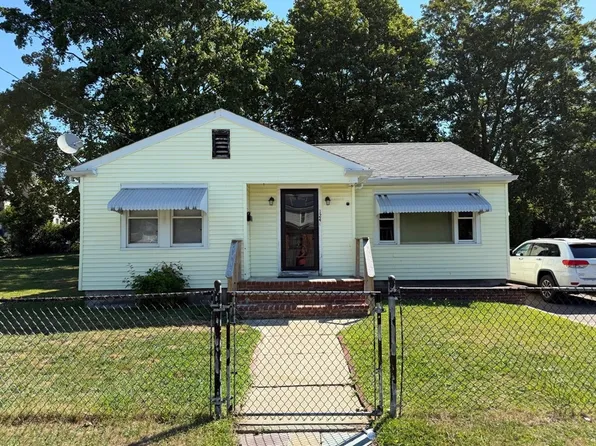 124 Francis St, New Bedford, MA 02740