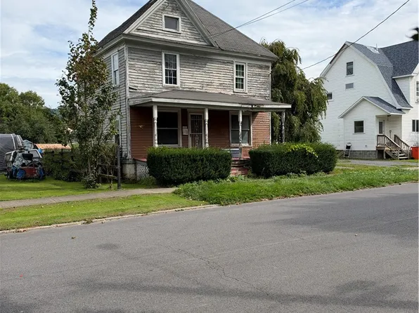304 N Porter St, Watkins Glen, NY 14891