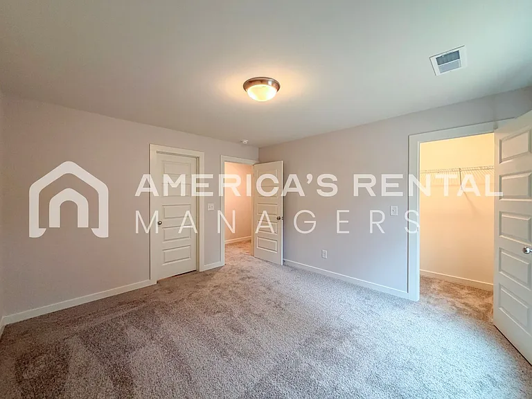 101 Townmoor Ln — Photo 48