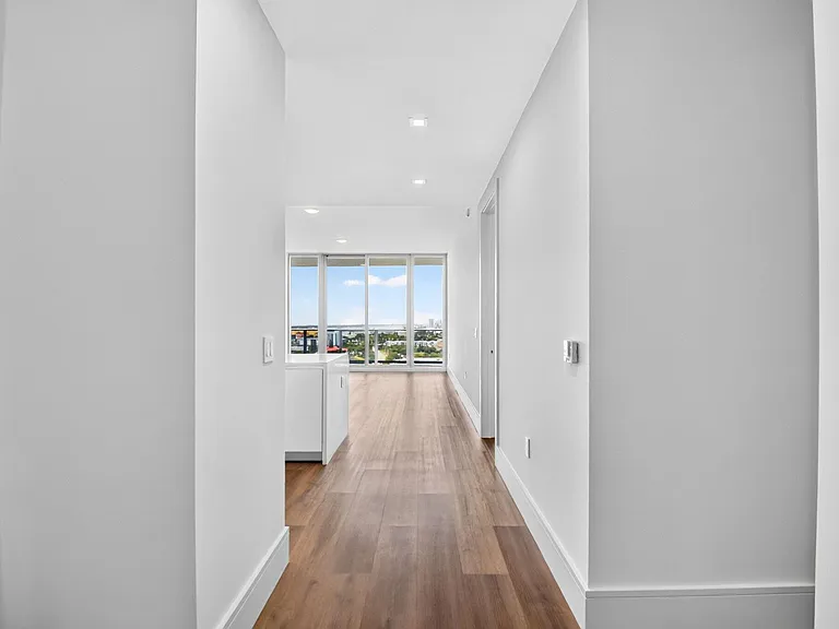 220 Lake Shore Dr #1511 — Photo 2