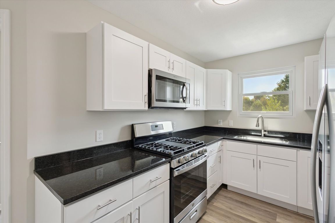 next background image