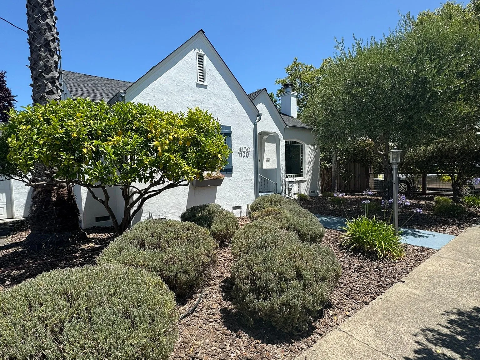 2 bed, 1022 sqft, $4,000 — Photo 2