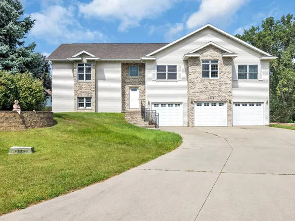 1234 10th St, Jesup, IA 50648