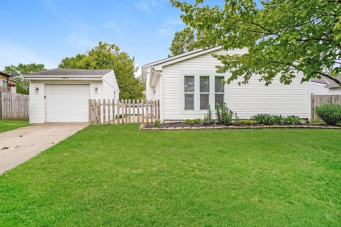 1st image of 2478 Amethyst Ln