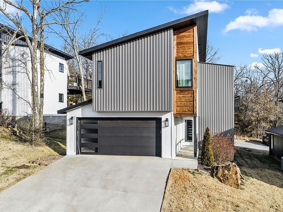 1st image of 1757 E Paddock Rd