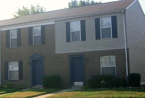 Carroll La Plata — Photo 1