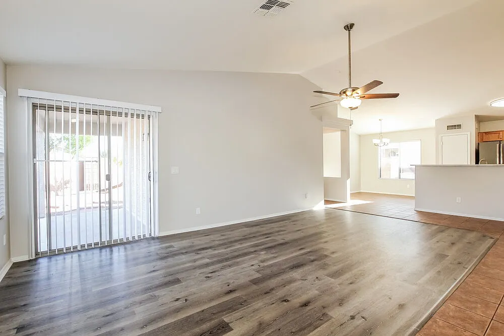 4 bed, 2.0 bath, 1534 sqft, $2,005 — Photo 3