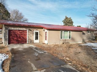 522 W 3rd St, Quinter, KS 67752