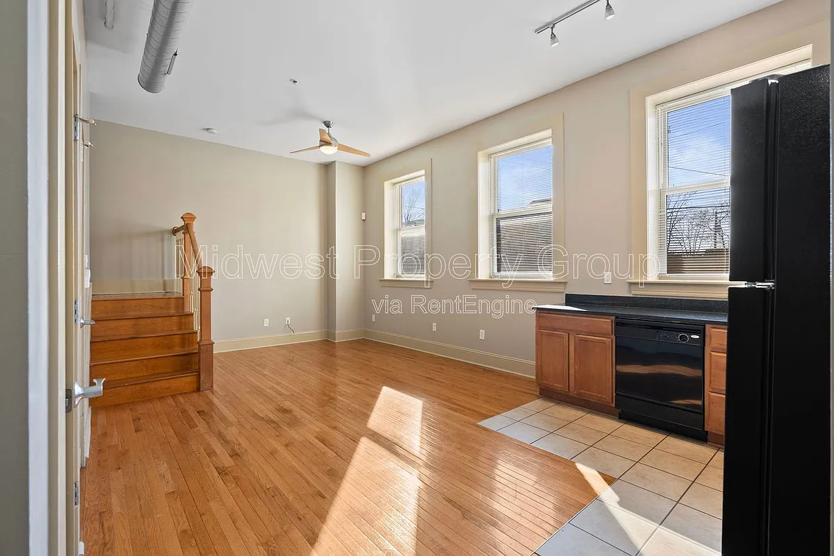 Building Photo - Chouteau Lofts