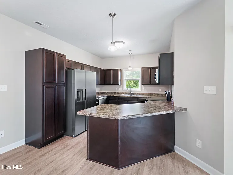 207 Shallowbag Bay Ln — Photo 8