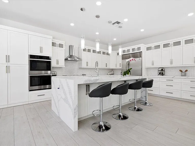 2313 Golf Brook Dr — Photo 12