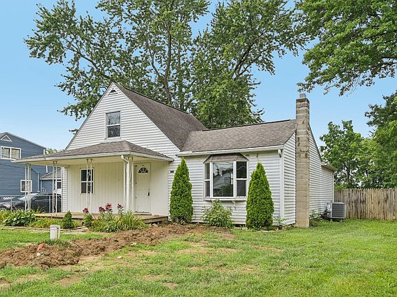3rd image of 3573 S Champion Ave