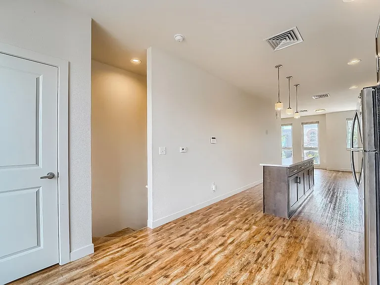 2376 Stout St — Photo 10