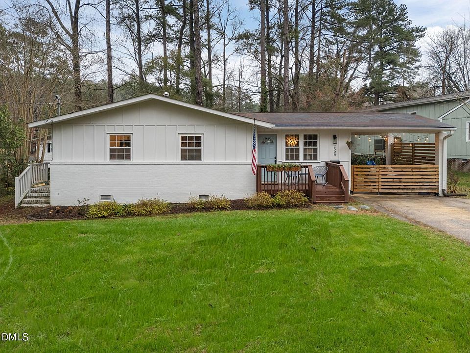 1st image of 2528 Remington Rd