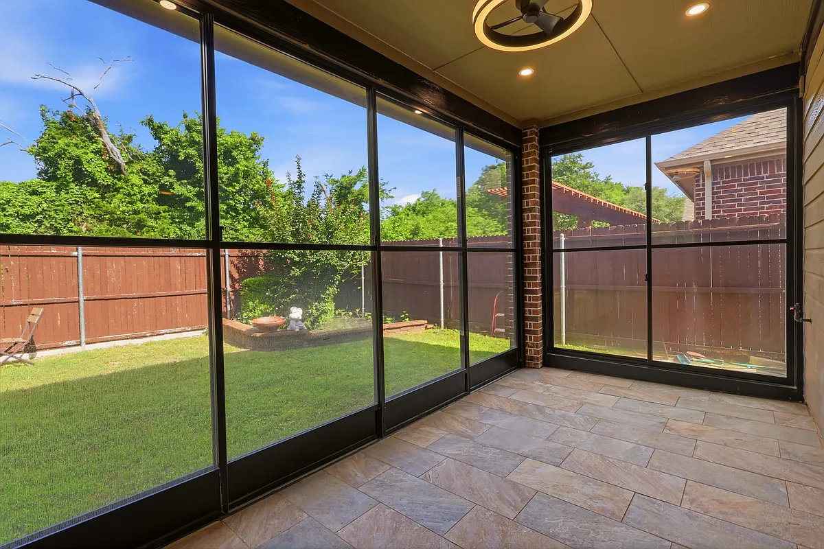 Building Photo - 816 Gray Fox Dr