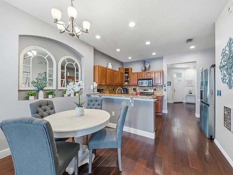 9606 Royce Dr — Photo 3